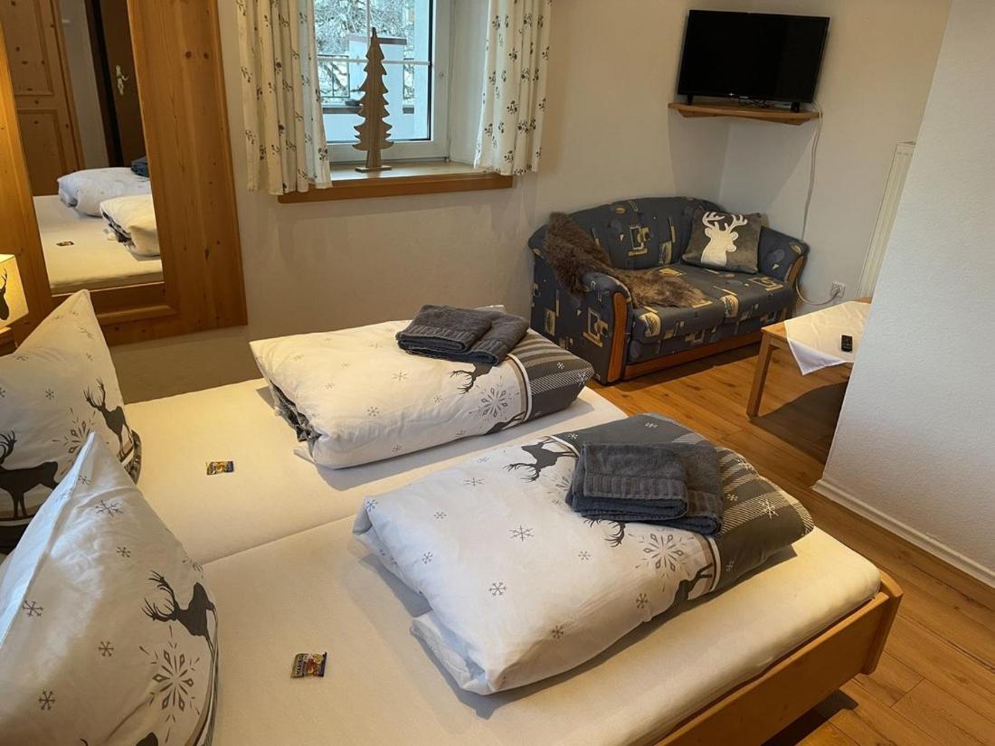 Hotel Almrausch 雷特温克尔 外观 照片