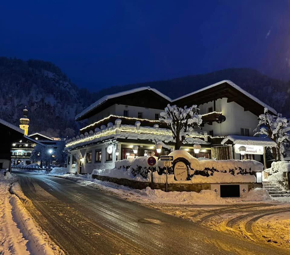 Hotel Almrausch 雷特温克尔 外观 照片
