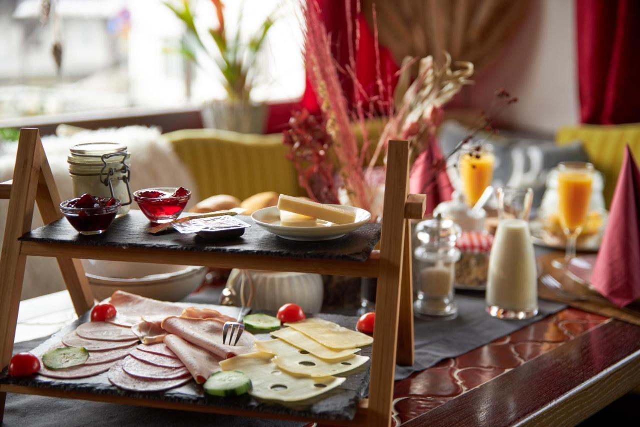 Hotel Almrausch 雷特温克尔 外观 照片