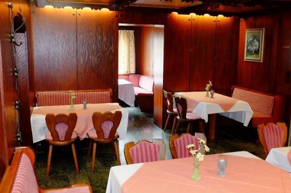 Hotel Almrausch 雷特温克尔 外观 照片