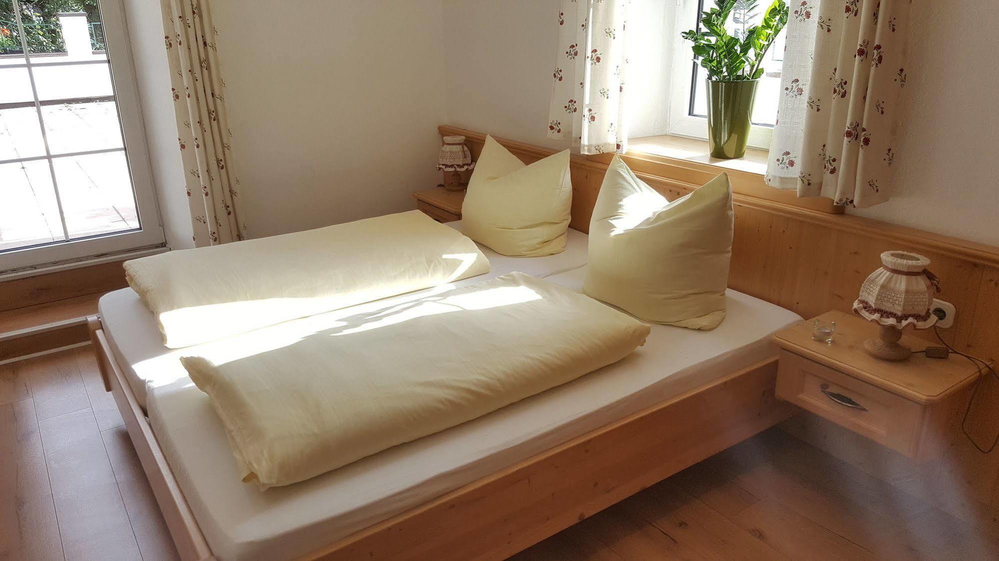 Hotel Almrausch 雷特温克尔 外观 照片